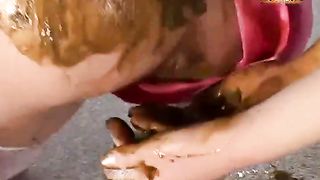 uncut Asian scat session