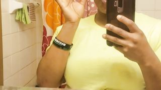 Amateur ebony mommy eating shit