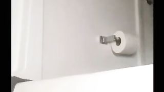 Round brown booty babe shit