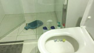 Amateur girl pooping at late night