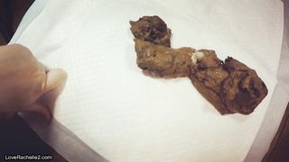 Sizzling big booty babe poops for you in high quality video