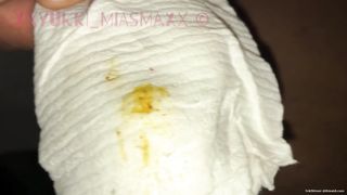 Huge ass black girl show us her shitty hole