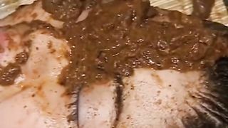 Japanese young wife pooping heavily on the face