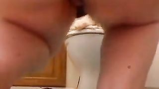 Beautiful amateur bbw lady poops heavily in doggy style
