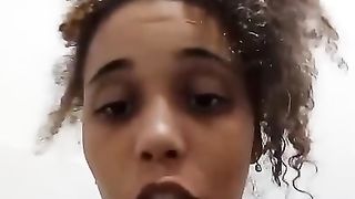 Hot desi girl and her tasty amateur poop