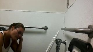 Amateur nerdy latina babe pooping in the toilet