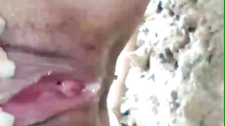 Thai Poop On the Rock