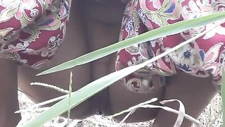 Amateur Thai lady pooping outdoor