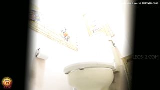 Drunk Japanese girl poops