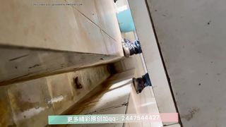 The girl defecated heavily in the public toilet