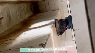 The girl defecated heavily in the public toilet