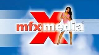 Lovely round ass girl poops on her face