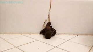 Hot lady in glasses with thick pussy pooping