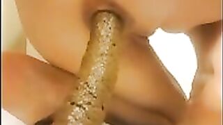 HD chocolate poop show