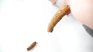 Sizzling 480p pooping video