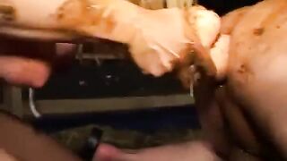 Deepthroating girl eating shit