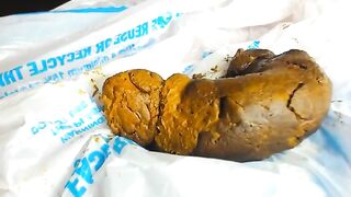 Girl with creamy hairy pussy love pooping