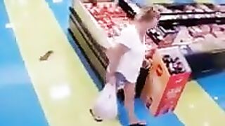 Slut takes a huge shit in the meat section of the grocery store