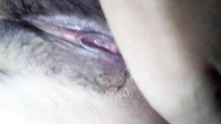 Asian girlfriend creampied while pooping