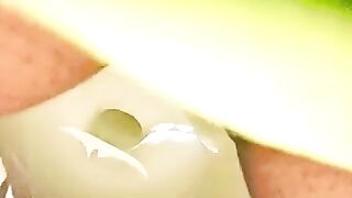 Amateur Asian lady pooping