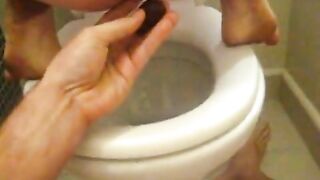 Want that long hard turd in hands