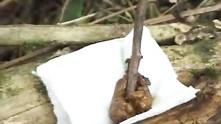 Beautiful babe pooping