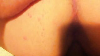 Guy fills her pussy with pee