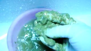 Floating wet delight