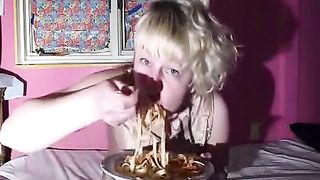 scat pasta puke amateur barfing infront of the webcam