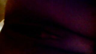 Amateur wife with big thick ass pooping