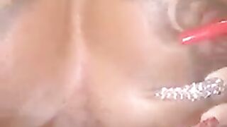 Hot tranny babe pooping in the shower