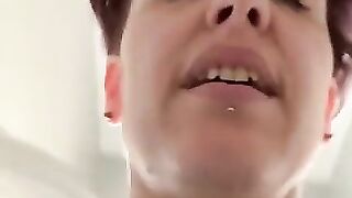 Amateur lady long messy poop