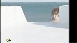 Slim Japanese lady poops