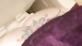 Mistress farting and pooping