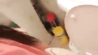 Tattooed lady amateur poop video