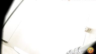 Kinky Japanese girl dropping messy poop