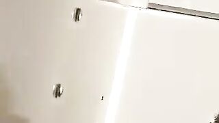 Amateur closeup pf sexy poop