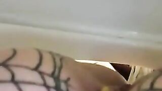 Amateur closeup pf sexy poop