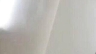 Gorgeous ass lady pooping show