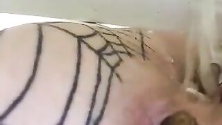 Sweet amateur MILF closeup