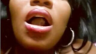 Round butt ebony milf eating shit