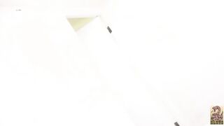 Office babe caught pooping