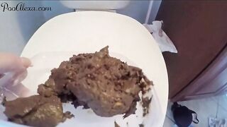 Stunning big poo in doggy style