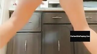Twerks then poops a big shit