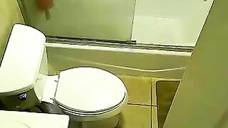 Amateur Filipina wife poops at home