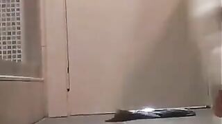 Lovely round ass lady poops