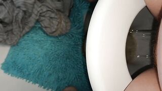 Leaking piss and poop