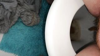 Leaking piss and poop