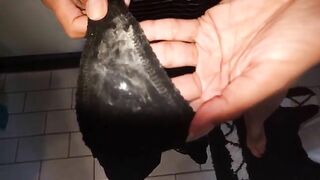 Pissing and discharge