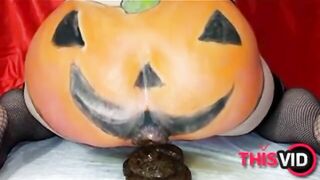 A brown shit from sexy pumpkin